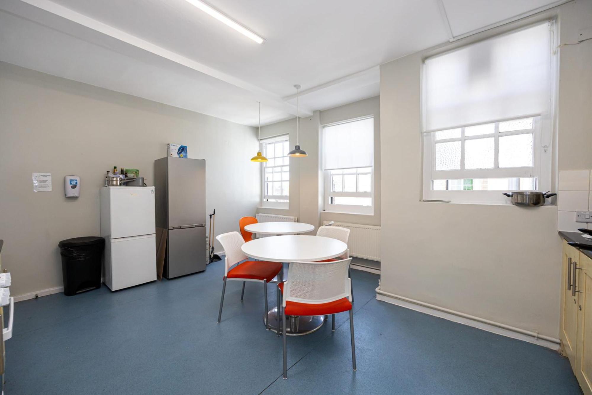 Spacious Room With Shared Facilities لندن المظهر الخارجي الصورة